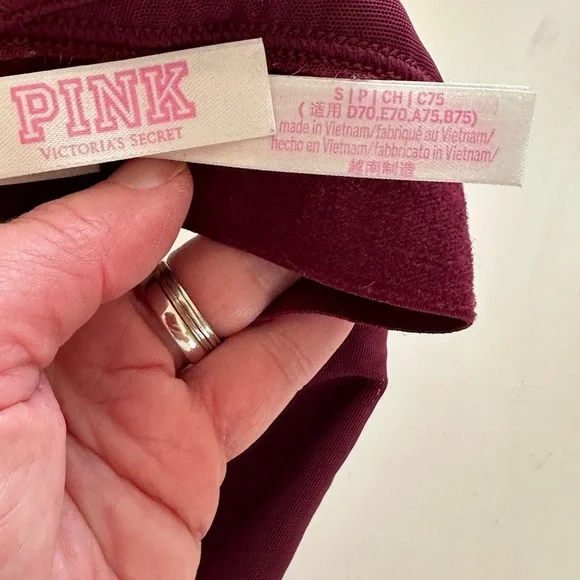 PINK Victoria's Secret Burgundy Red Crushed Velvet Unlined Bralette Sz S - Picture 5 of 6